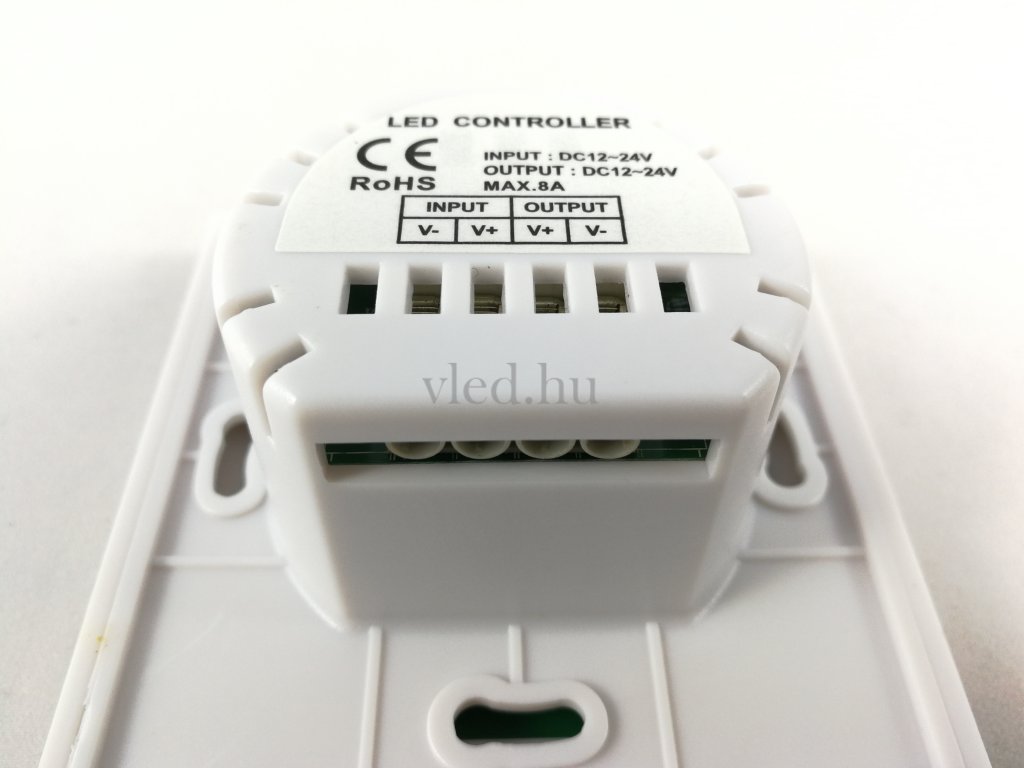 Fali LED szalag vezérlő, fehér panel, érintés vezérlés, fényerő szabályozás (falba süllyeszthető, üveg előlap)
