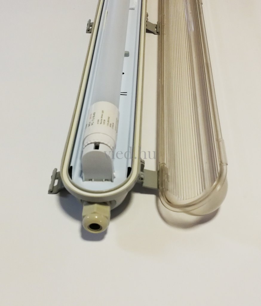Falon kívüli led fénycső armatúra IP65 védettséggel 1db 60cm T8 LED fénycsővel Hideg Fehér (VT-6650-CW)